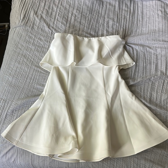 LIKELY Flouncy Driggs Dress size 8 NWT - Picture 1 of 6